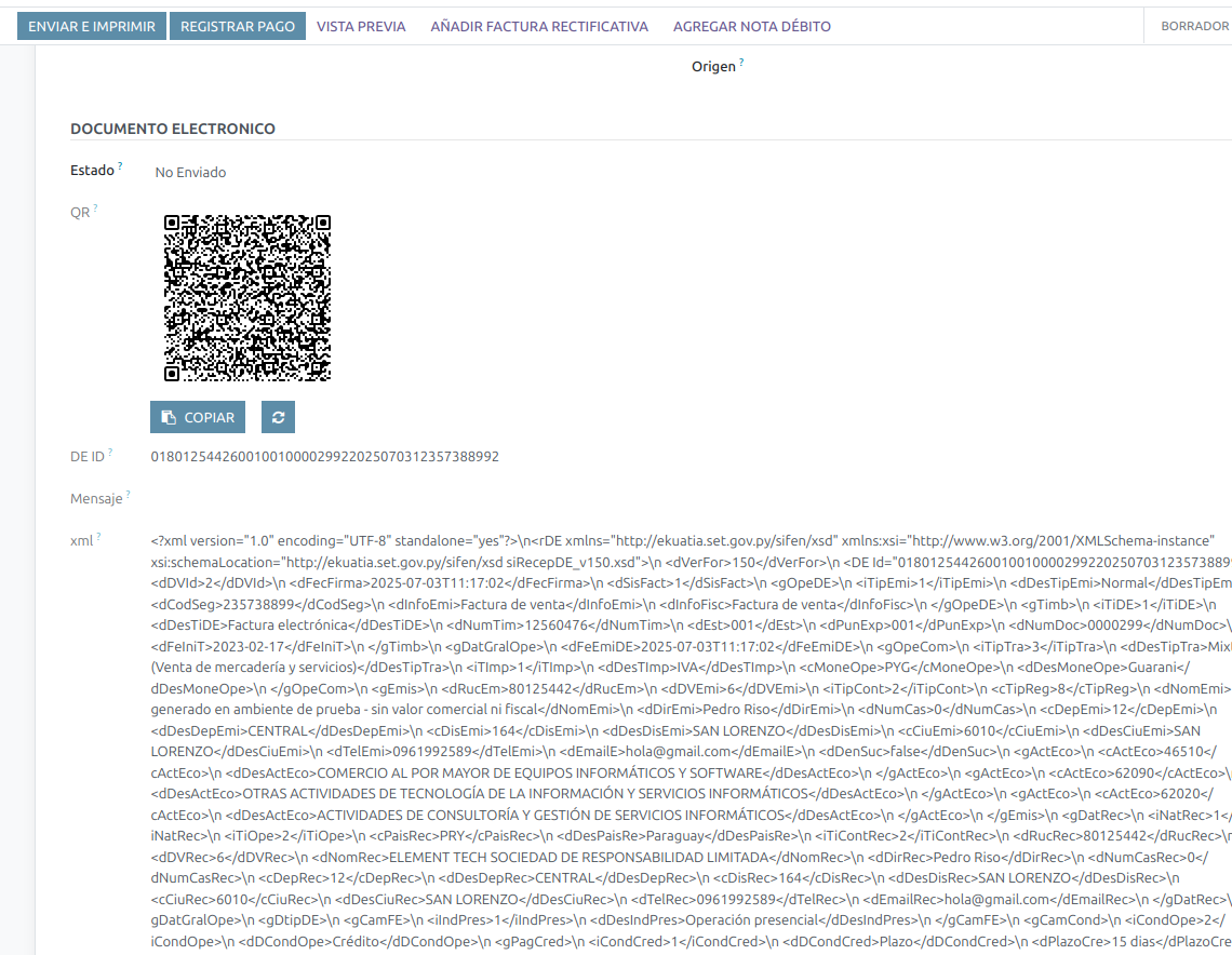 Vista detallada de la factura mostrando el QR y el acceso al XML